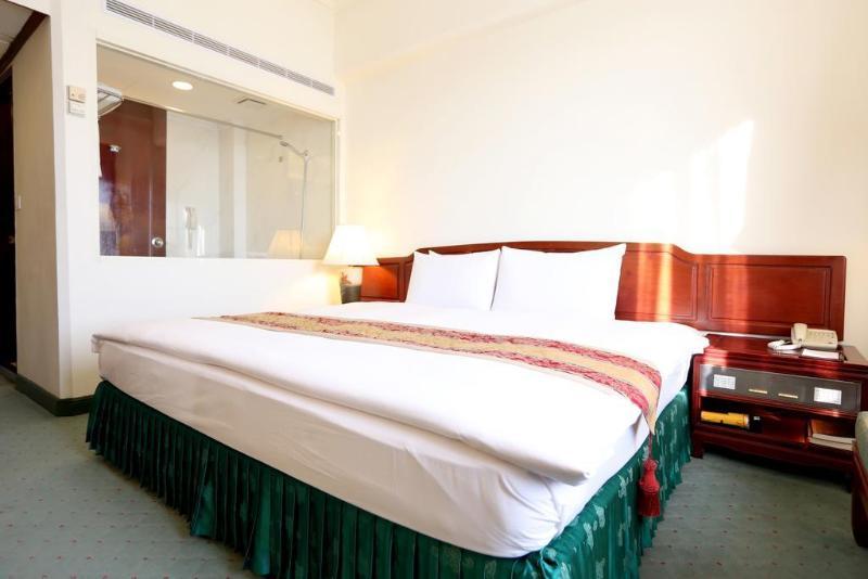 Plaza International Hotel Tajcshung Kültér fotó